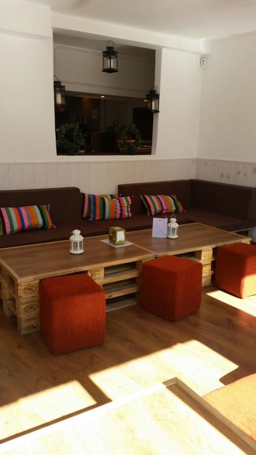 Hotel Restaurante El Álamo エクステリア 写真